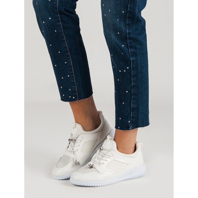 Urheilukengät, joissa kiristysnauha valkoinen 2