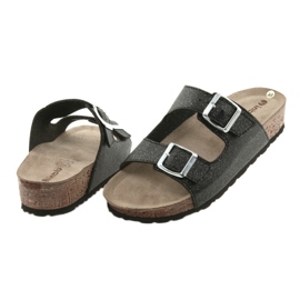 Musta Inblu NM013 naisten musta tohveli hopeahiukkasilla 4