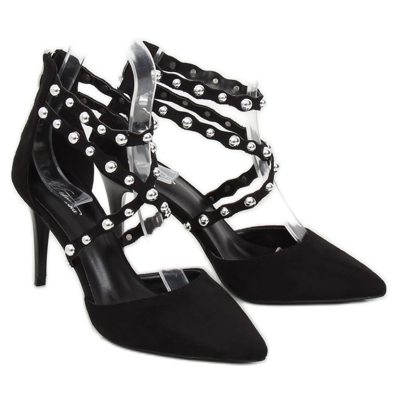 Musta B-50 Musta nastat nastoilla 1