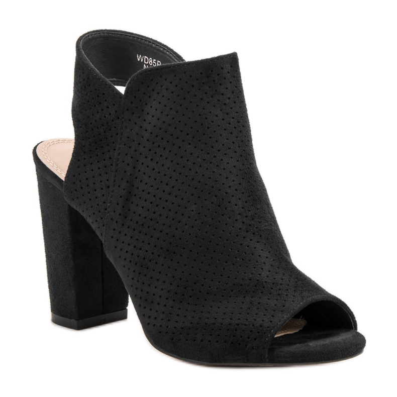 Seastar Mustat suljetut sandaalit 1