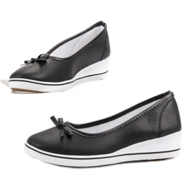 Urheilu ballerina kiilalla musta 1