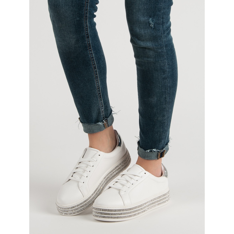 Urheilujalkineet kristalleilla valkoinen 1