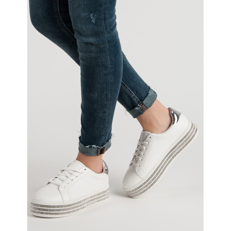 Urheilujalkineet kristalleilla valkoinen 2