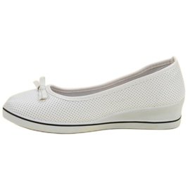 Urheilu ballerina kiilalla valkoinen 1