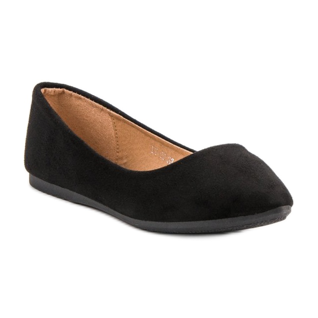 Ch. Creation Musta ballerina Spitzissä 1