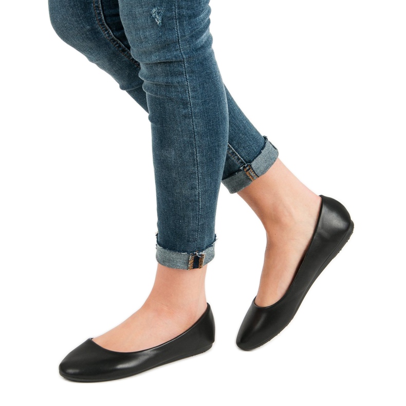 Ch. Creation Klassiset ballerinat musta 2