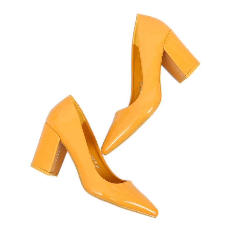 Pumput keltaisella pylväällä LE061P Keltainen 2