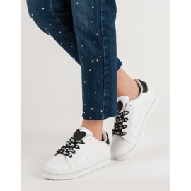 Nauhalliset urheilukengät valkoinen 2