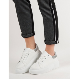 Renda Valkoiset kengät lavalla valkoinen 1