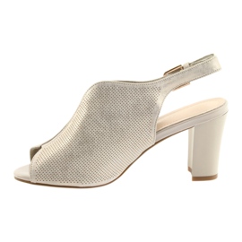 Sandaalit Sergio Leone 812: n postissa beige kultainen 2