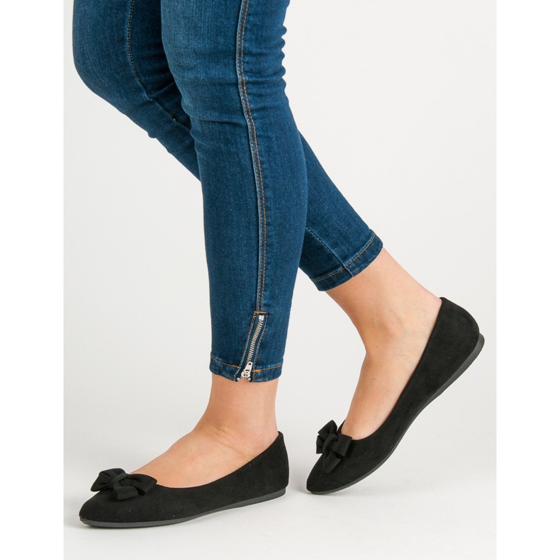 Ch. Creation Mokkabalerina Spitzissä musta 2