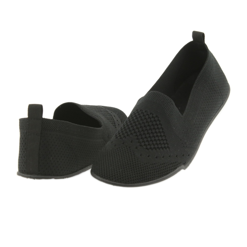 McKey Tennarit, liukuva musta 4