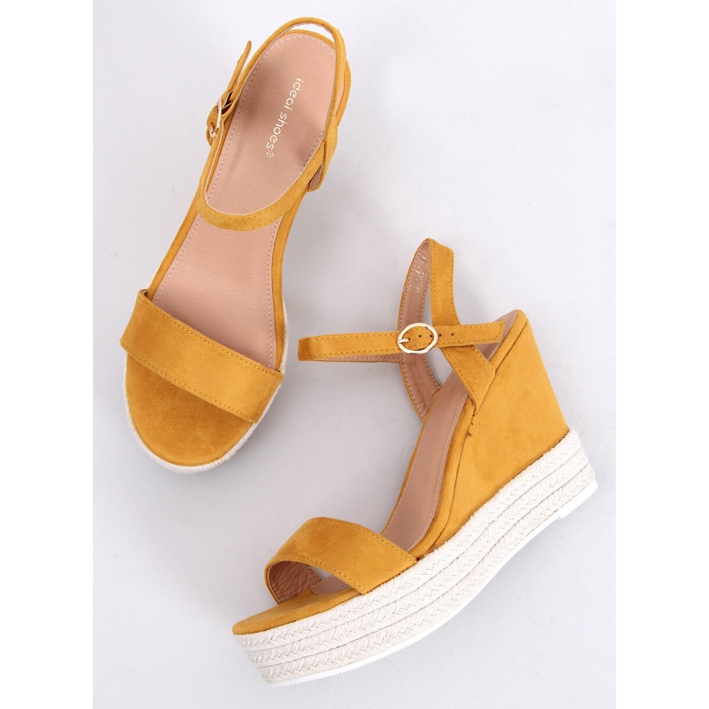 Keltaiset kiilasandaalit JS-2952 Keltainen 1 Keltaiset kiilasandaalit JS-2952 Keltainen 1