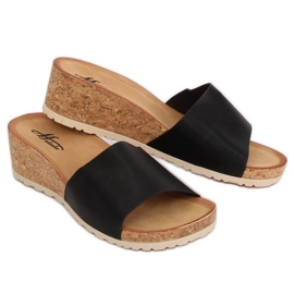 Musta korkkikiila-tossut 3527-12 Musta 1