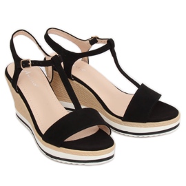 Mustat sandaalit kiilakorolla H-59 Musta 2