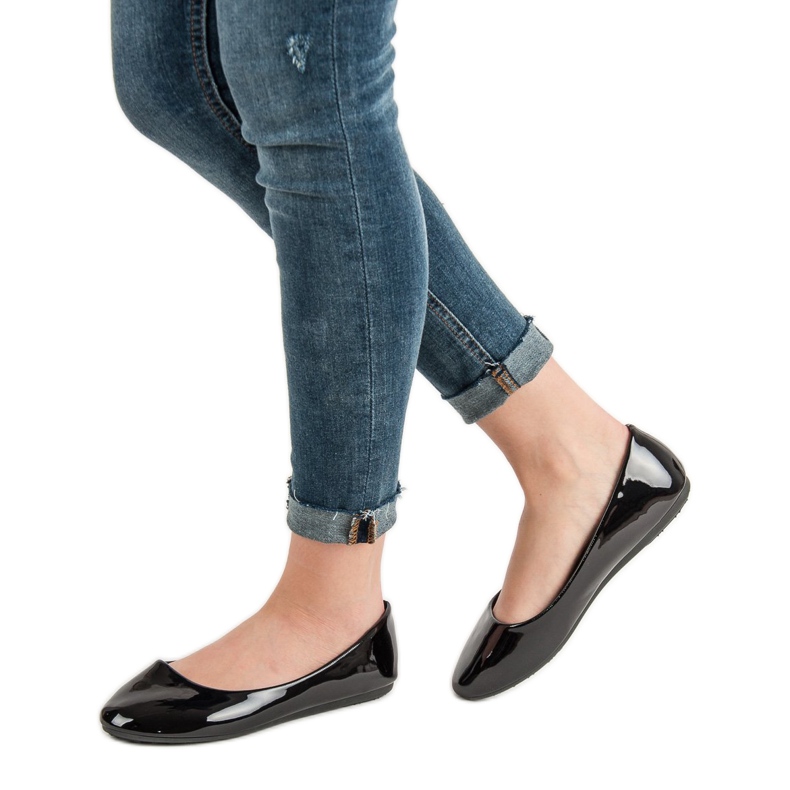 GUAPISSIMA Lakatut ballerinat musta 1