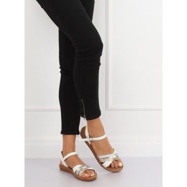 Naisten valkoiset sandaalit TS-9 Valkoinen 2