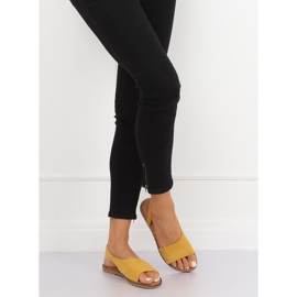 Keltaiset epäsymmetriset naisten sandaalit 982 Keltainen 2