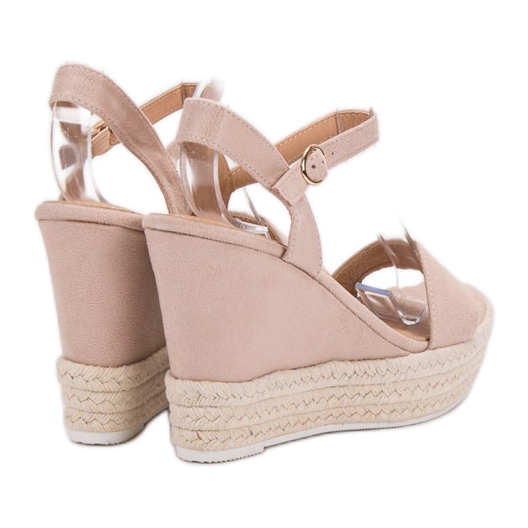 Ideal Shoes Tyylikkäät kiilamaiset sandaalit beige 1