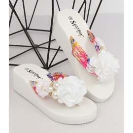 Valkoinen CK93P Valkoinen vaahtopohja monivärinen 1