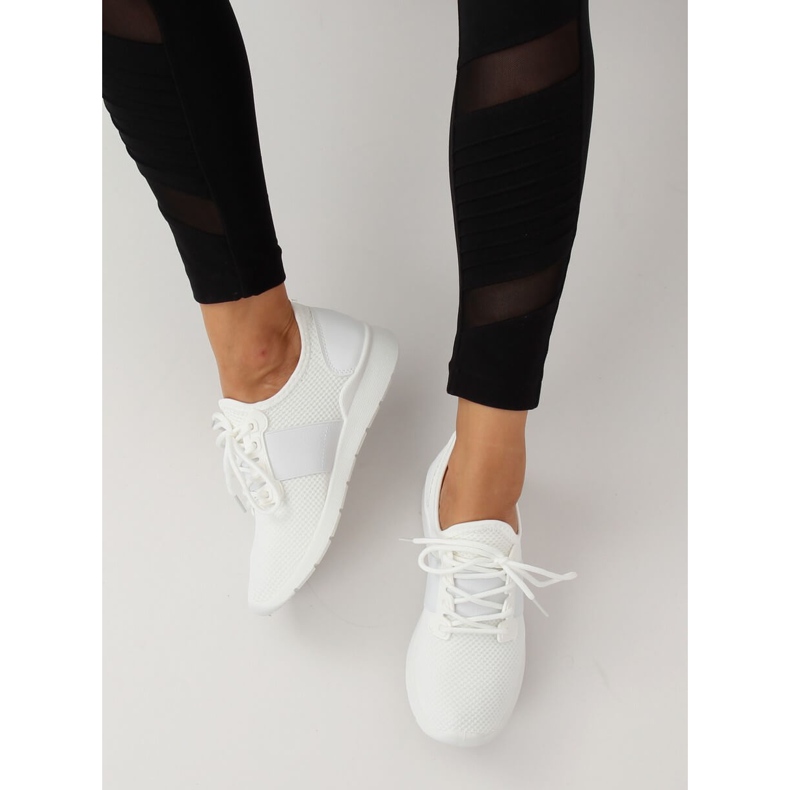 Valkoiset 7771-Y Valkoiset urheilukengät valkoinen 1