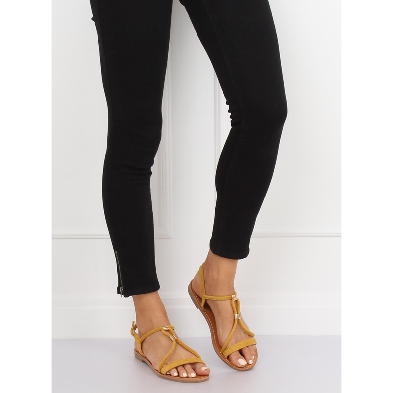 Keltaiset naisten sandaalit L520 Keltainen 2