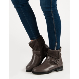 SDS Ruskeat työntekijät 1