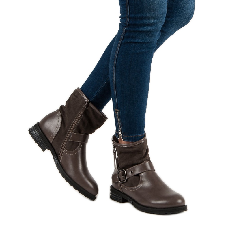 SDS Ruskeat työntekijät 2