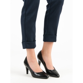 Vinceza Klassiset mustat pumput 2