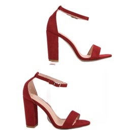 Ch. Creation Punaiset sandaalit baarissa punainen 1