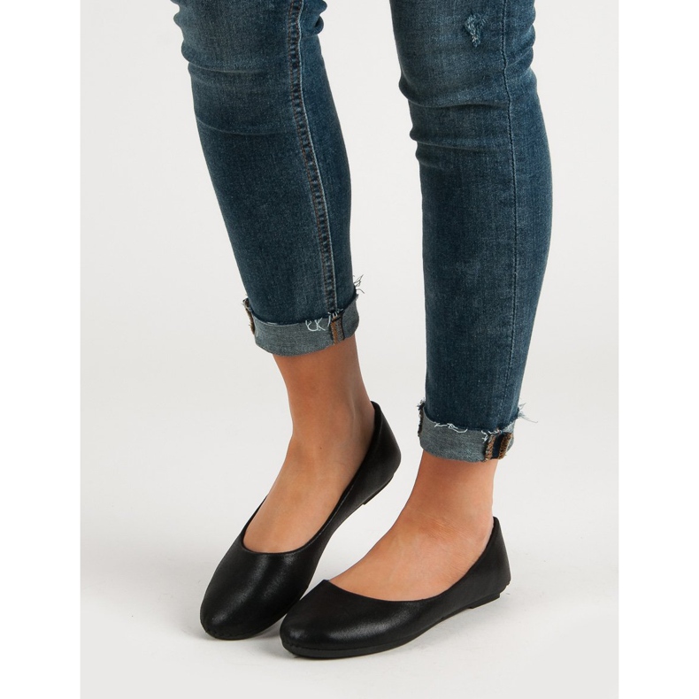 Vinceza Mustat ballerinat 2