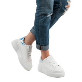 Renda Valkoiset kengät lavalla valkoinen 2