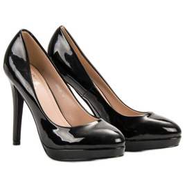 Small Swan Lakatut nastat alustalla musta 1