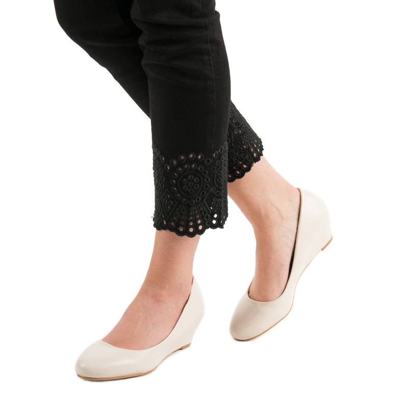 Small Swan Kiilapumput ruskea 1