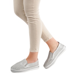 Goodin Hopeanväriset nahkatossut harmaa 1