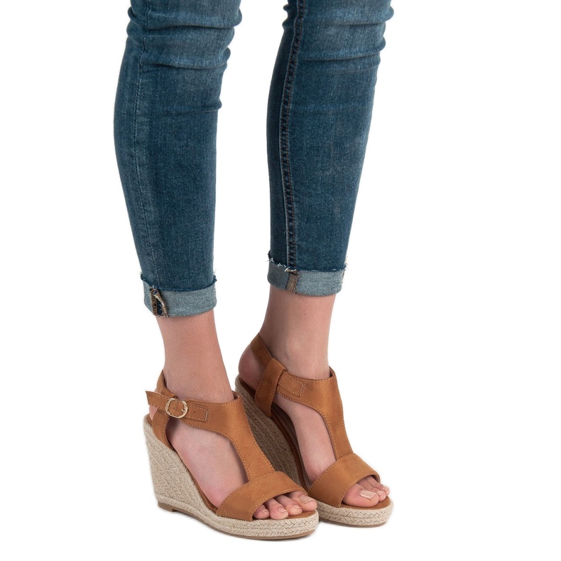 Anesia Paris Muodikkaat kiilamaiset sandaalit ruskea 1