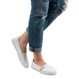 Mukava VICES Slipony valkoinen 2