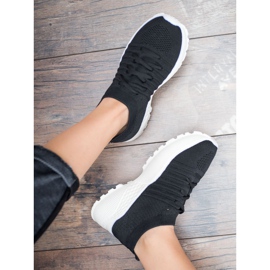 VICES Slip-On lenkkarit musta 1