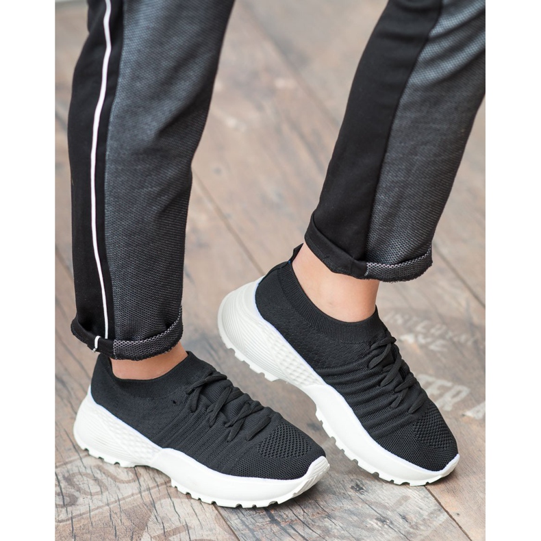 VICES Slip-On lenkkarit musta 2