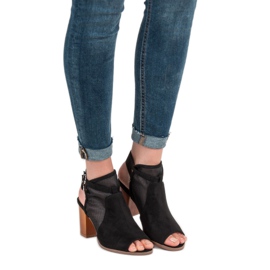 Evento Tyylikkäät suljetut sandaalit musta 2