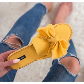 Sisäänrakennetut VICES-tossut keltainen 1 Sisäänrakennetut VICES-tossut keltainen 1