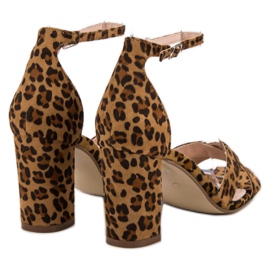 Ideal Shoes Sandaalit baarissa ruskea 1