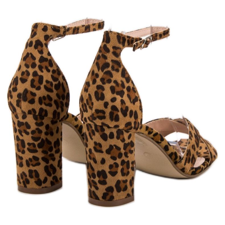 Ideal Shoes Sandaalit baarissa ruskea 1