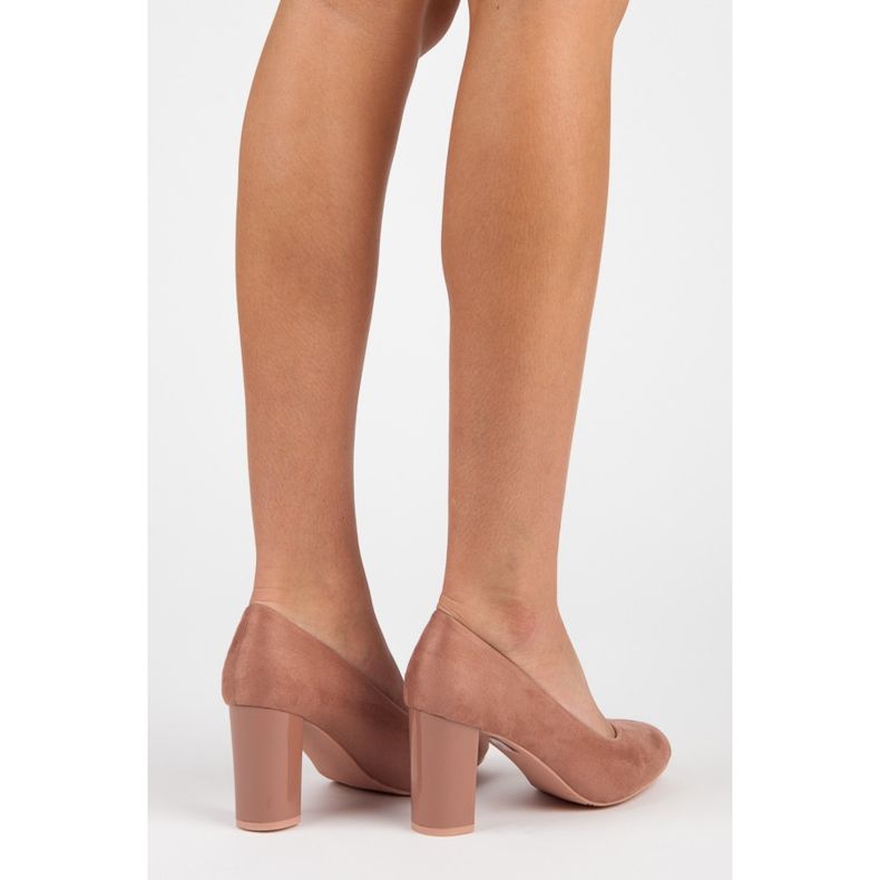 Seastar Pumput, joissa on lakattu pylväs vaaleanpunainen 1