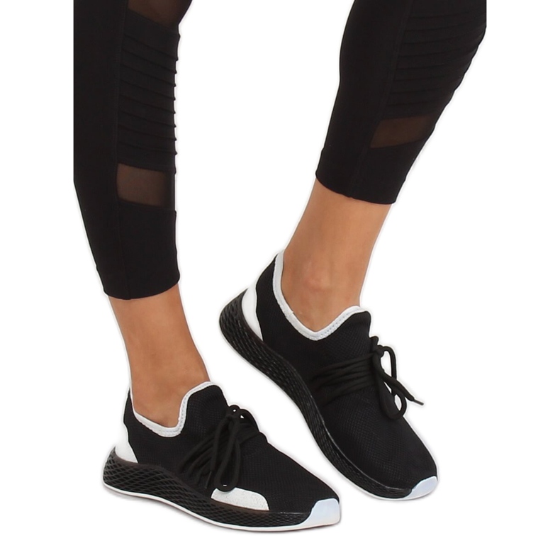 Mustat urheilukengät B-6851 Musta 2