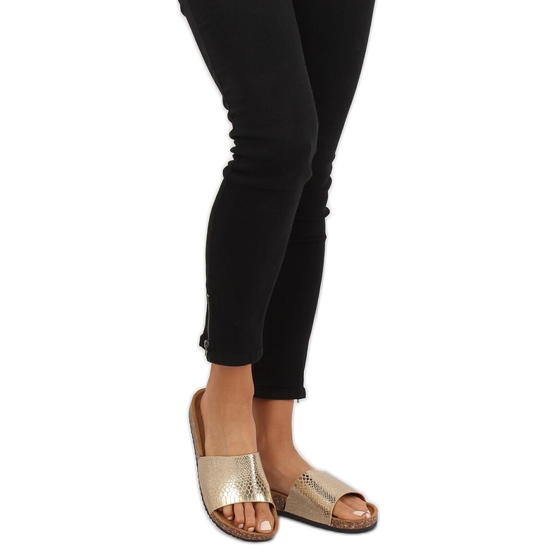 Naisten kultaiset tossut PK44491 Gold kultainen 1