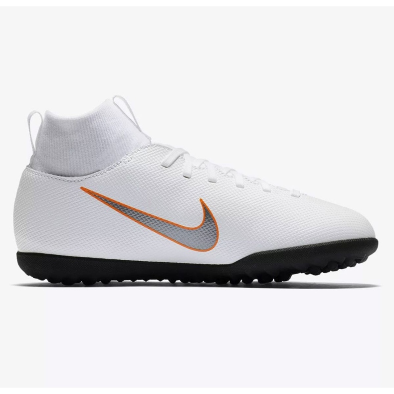 Nike Mercurial SuperflyX 6 Club Jr AH7345-107 jalkapallokengät monivärinen valkoinen 1