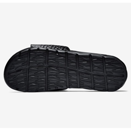 Tossut Nike Benassi Solarsoft Slide 705474-091 musta 2