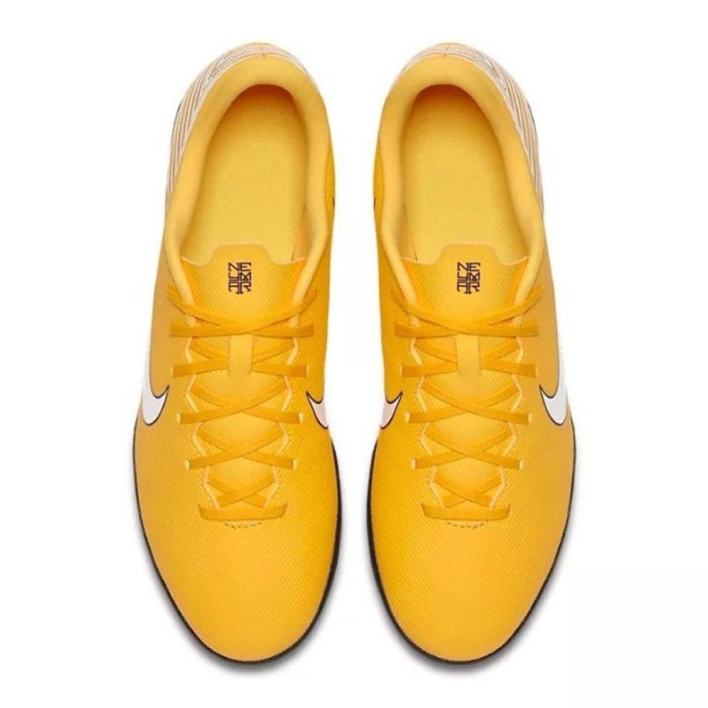 Nike Mercurial Vapor 12 Club Tf M AO3119-710 jalkapallokengät keltainen keltainen 1