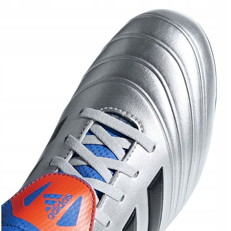 Adidas Copa 18.4 FxG M DB2458 jalkapallokengät harmaa hopea 2